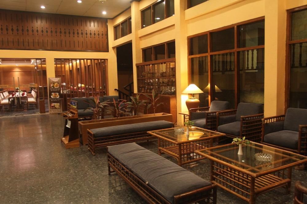 Hotel Mutiara Cilacap Ngoại thất bức ảnh